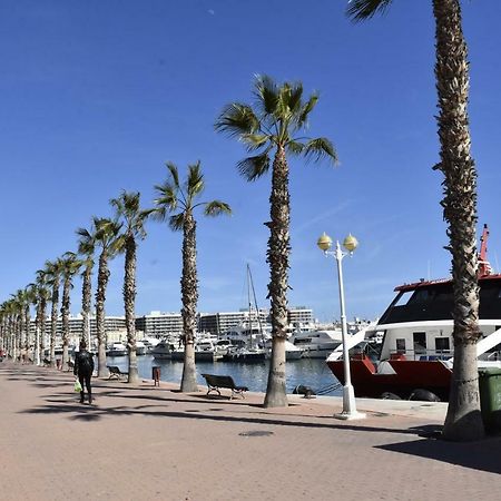 Lovely Apartment Near The Port Of Alicante Exterior photo